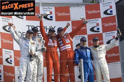 Kuus/Coronel podium Porsche GT3